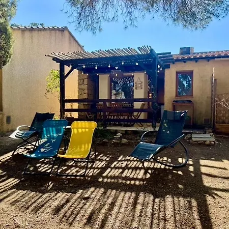 Mini-villa Climatisee Avec Terrasse, Piscine- Proche De Cupabia- Corse Du Sud Nyaraló