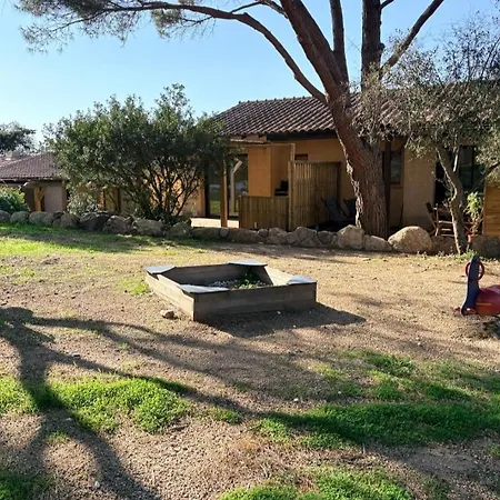 Mini-villa Climatisee Avec Terrasse, Piscine- Proche De Cupabia- Corse Du Sud * Serra-di-Ferro