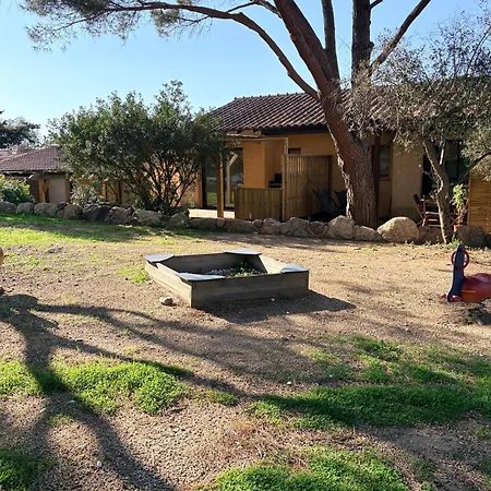 Mini-villa Climatisee Avec Terrasse, Piscine- Proche De Cupabia- Corse Du Sud Nyaraló *