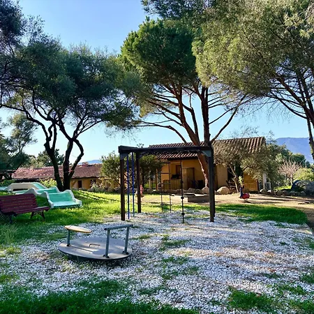 Nyaraló Mini-villa Climatisee Avec Terrasse, Piscine- Proche De Cupabia- Corse Du Sud *